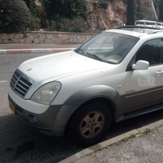 מודעת רכב סאנגיונג רקסטון