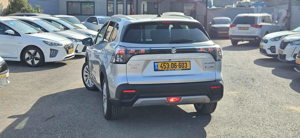 סוזוקי S-Cross