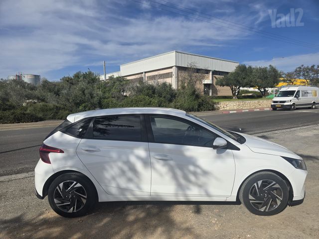 יונדאי i20