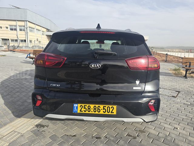 קיה נירו