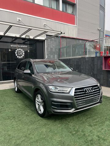 אאודי Q7