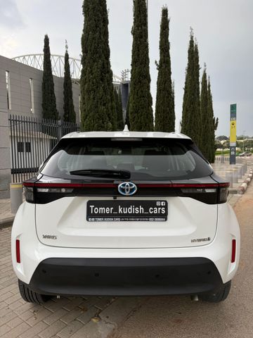 מודעת רכב טויוטה יאריס קרוס 1