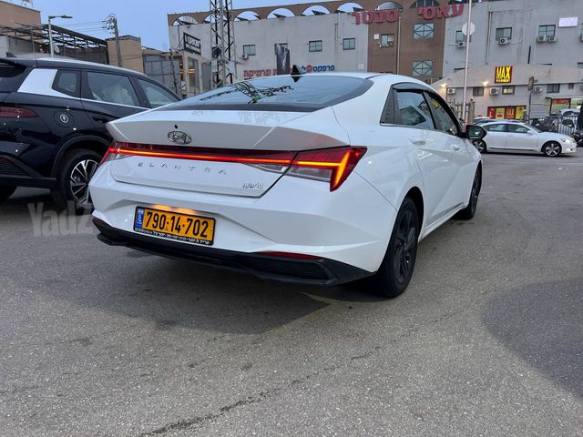 יונדאי אלנטרה