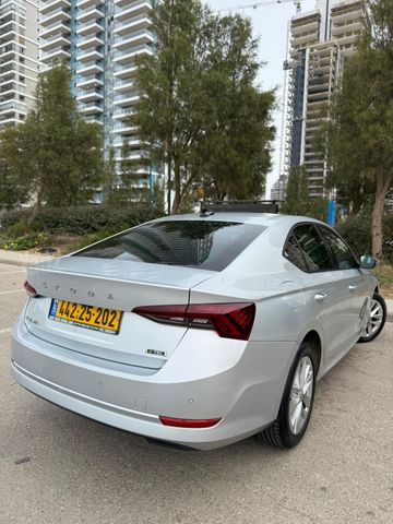סקודה אוקטביה