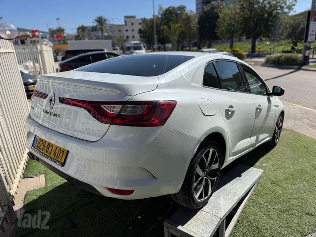 רנו מגאן