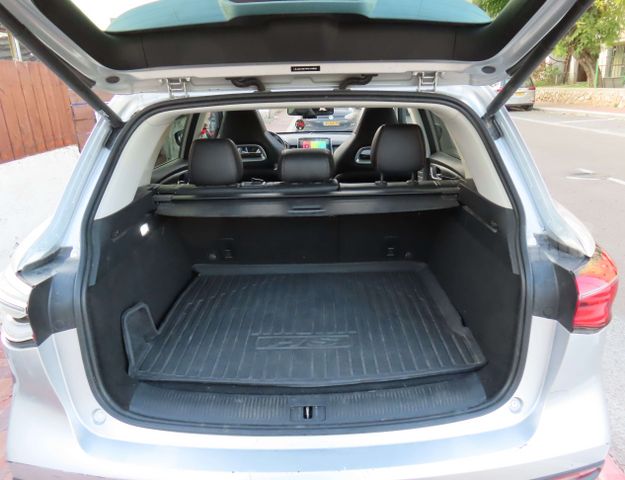 אם ג'י EHS PHEV