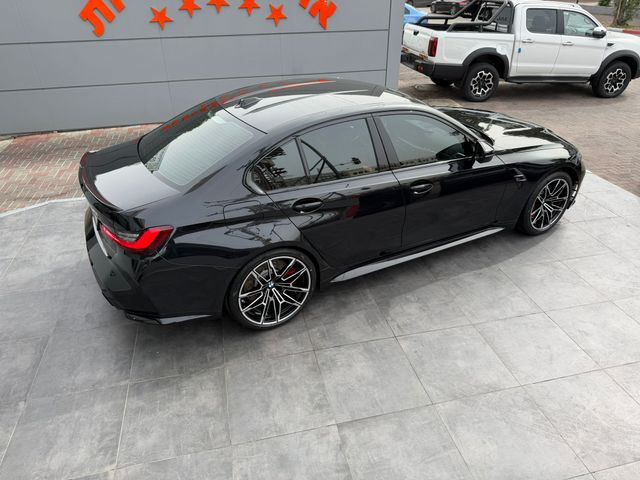 ב מ וו M3