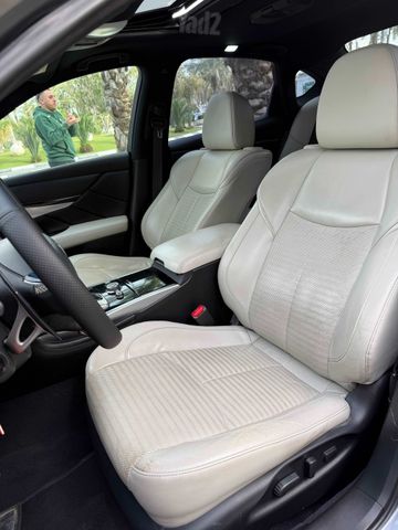 אינפיניטי Q70