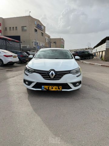 רנו מגאן