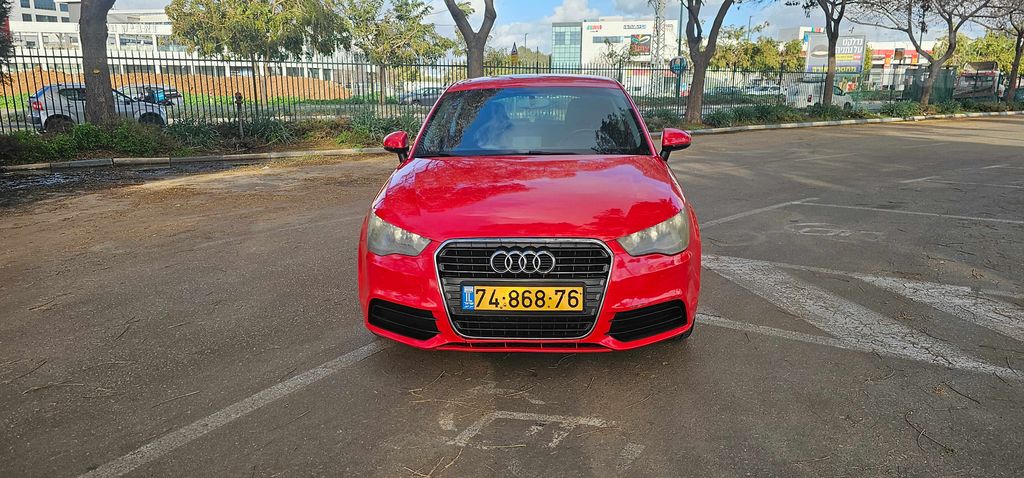 מודעת רכב אאודי A1