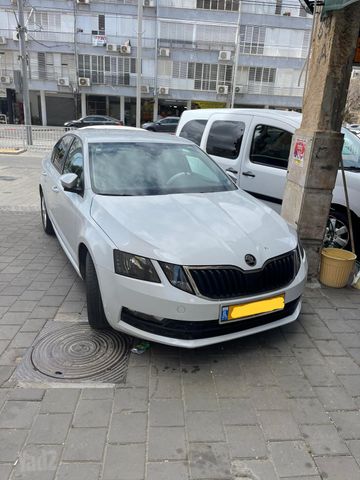 סקודה אוקטביה