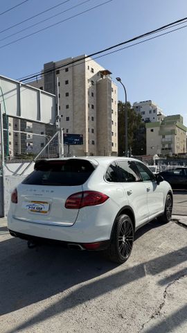 פורשה קאיין