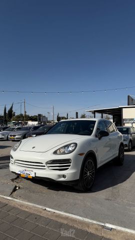 מודעת רכב פורשה קאיין
