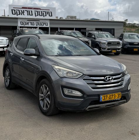 יונדאי סנטה פה