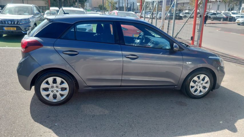 יונדאי i20