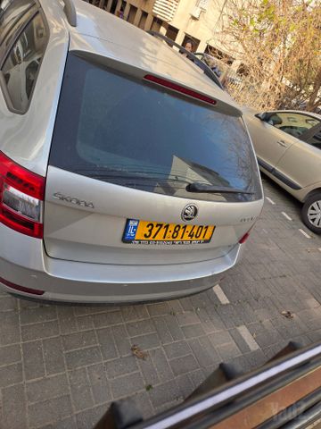 סקודה אוקטביה