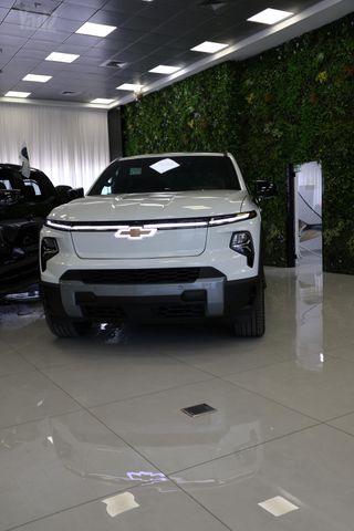 שברולט סילברדו EV