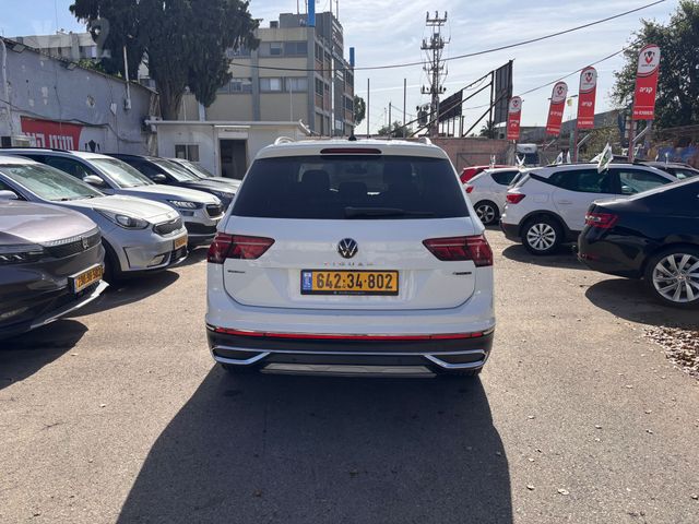 פולקסווגן טיגואן אולספייס