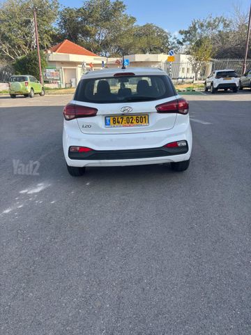 מודעת רכב יונדאי i20 2