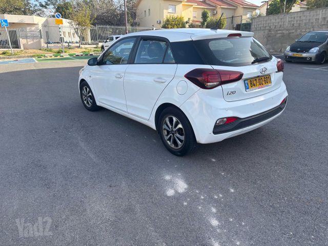 יונדאי i20