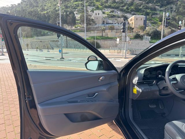 יונדאי אלנטרה