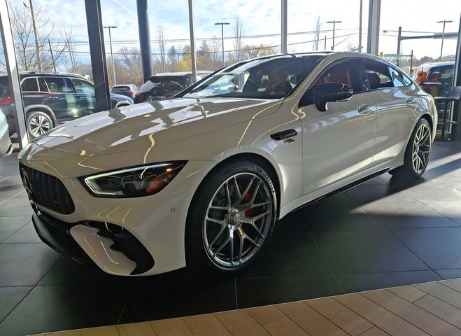 מרצדס-בנץ AMG GT 4 דל' קופה