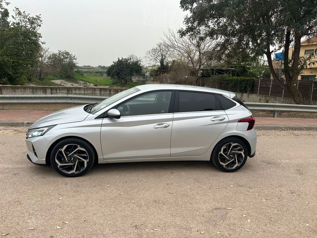 יונדאי i20