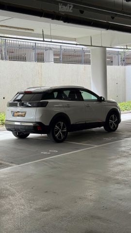 פיג'ו 3008