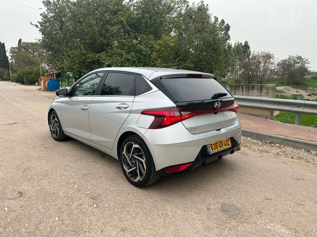 יונדאי i20