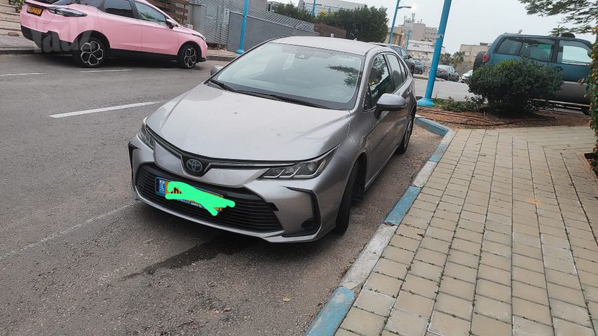 מודעת רכב טויוטה קורולה