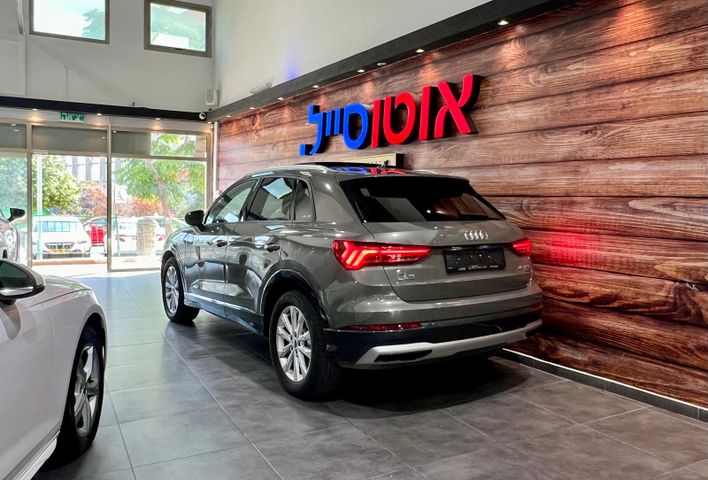 אאודי Q3