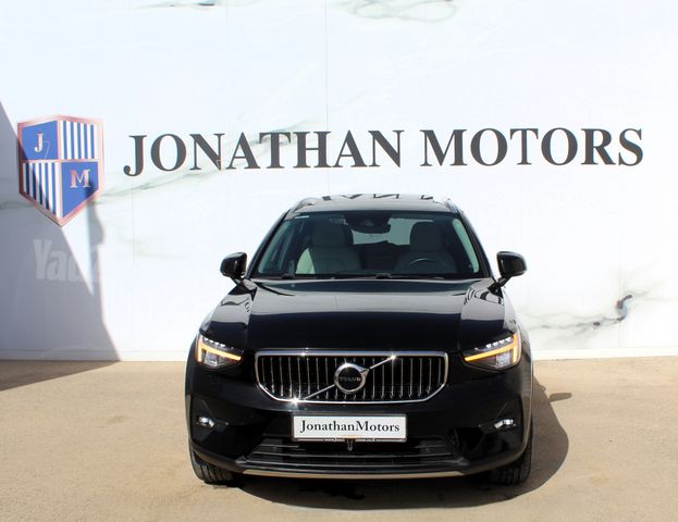מודעת רכב וולוו XC40