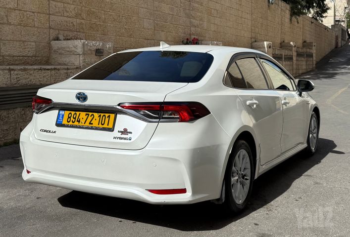 טויוטה קורולה