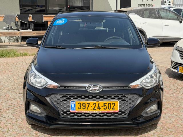יונדאי i20