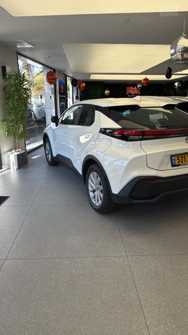 טויוטה C-HR