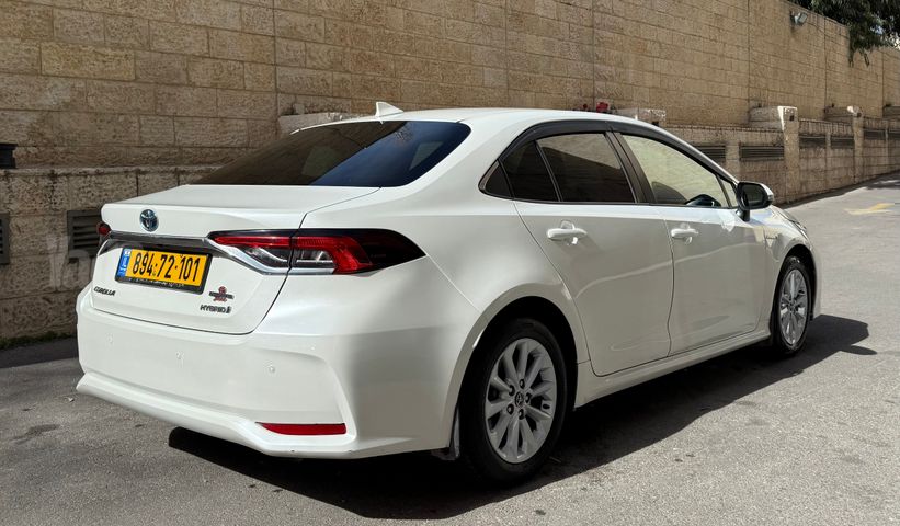 טויוטה קורולה