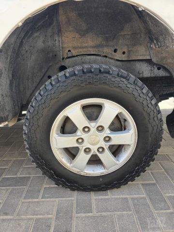 מיצובישי טרייטון / L200