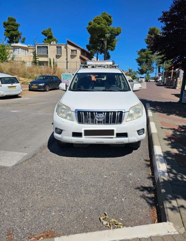 מודעת רכב טויוטה לנד קרוזר