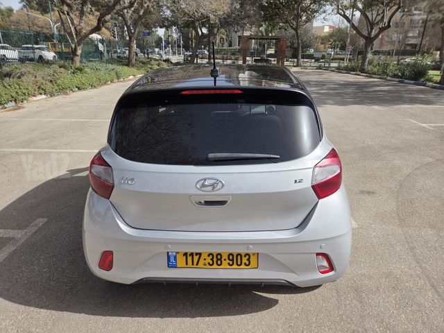 יונדאי i10
