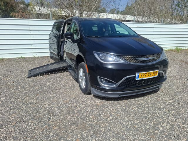 קרייזלר פסיפיקה