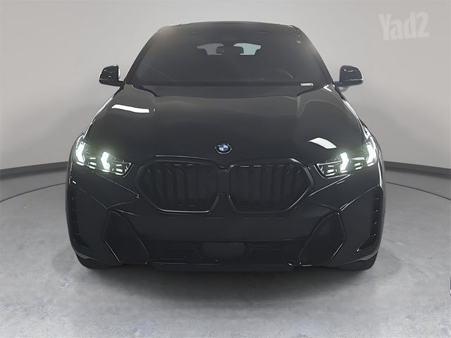 ב מ וו X6