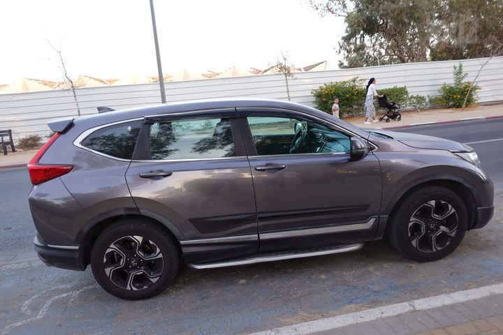 מודעת רכב הונדה CR-V