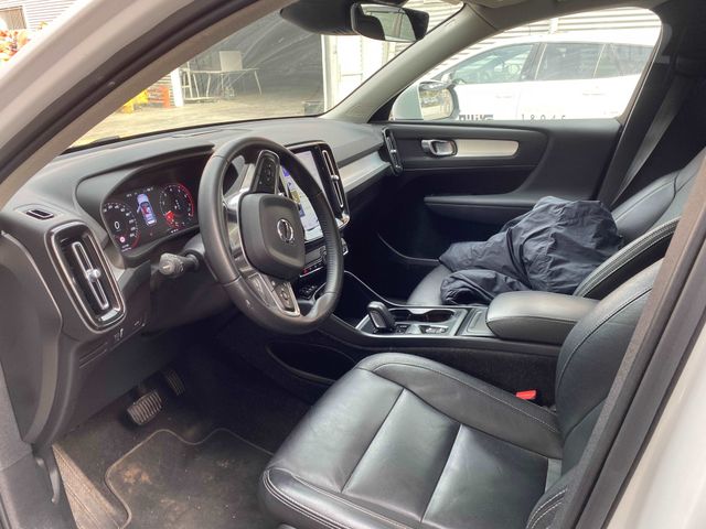 וולוו XC40