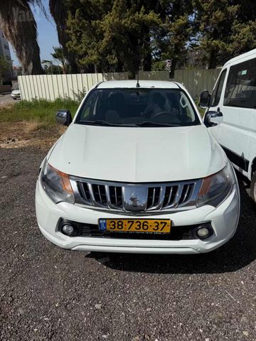 מיצובישי טרייטון / L200