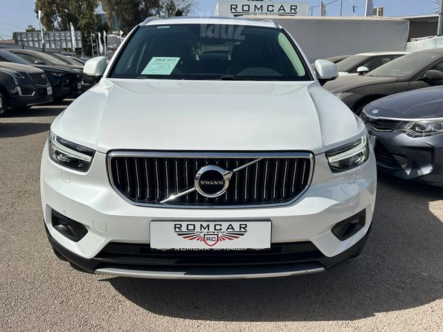 וולוו XC40