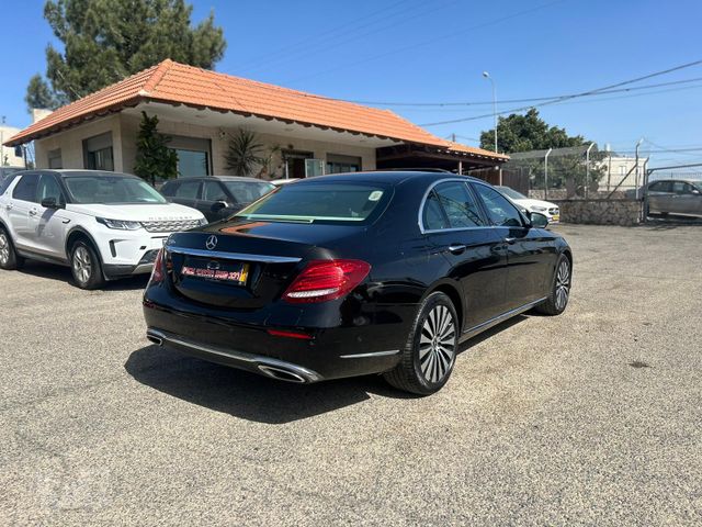 מרצדס-בנץ E-class