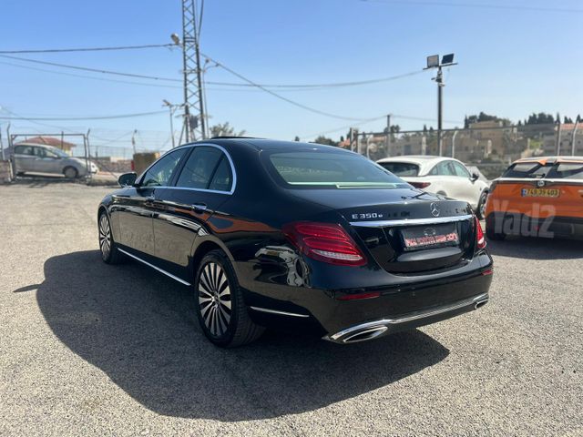 מרצדס-בנץ E-class