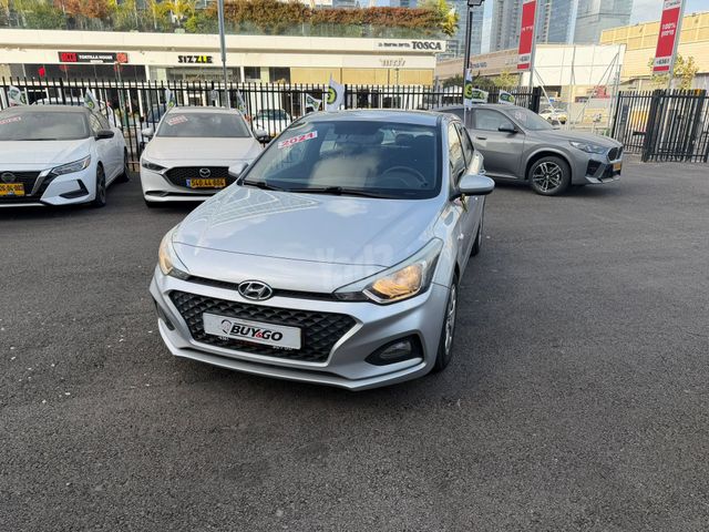 יונדאי i20