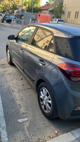 יונדאי i20
