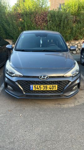 מודעת רכב יונדאי i20